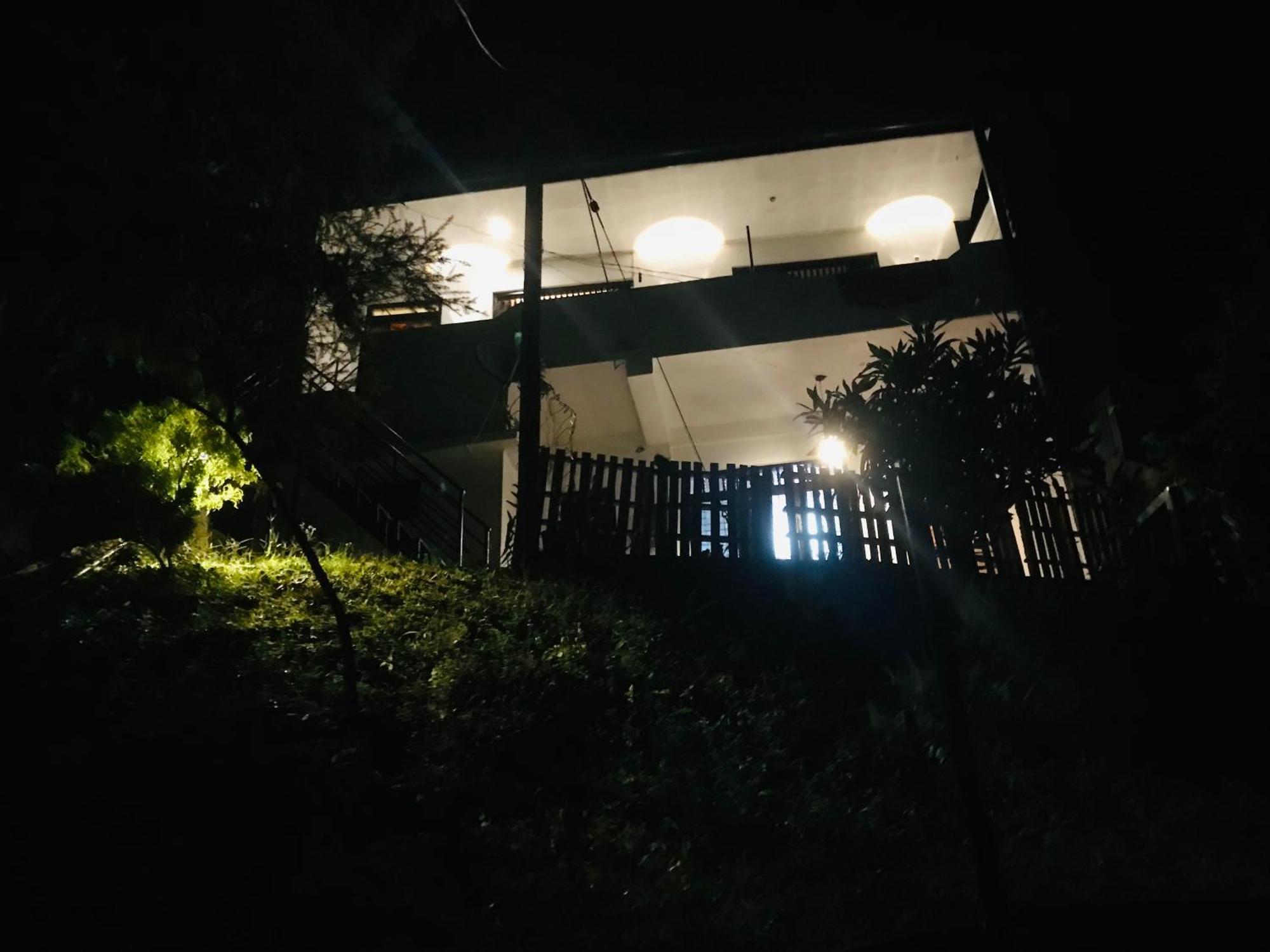 Cloud Nine Villa Kandy Bagian luar foto